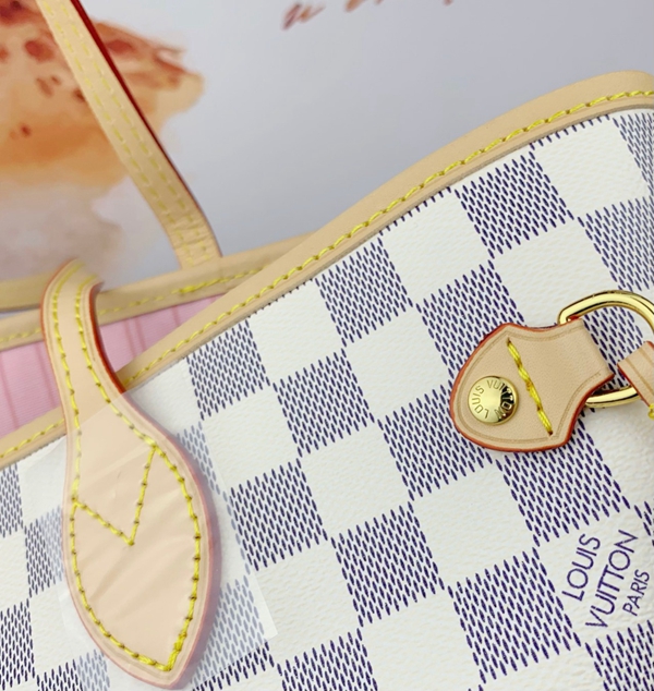 ルイヴィトンバッグ内部構造